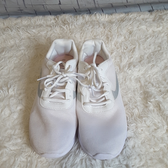 Athletic Works Other - 3/$30 Athletic Works white memory foam sneaker